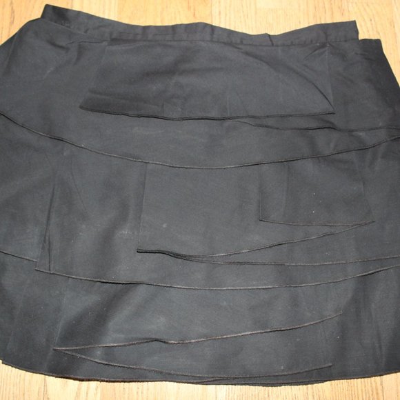 BCBG MAXAZRIA BLACK LAYERED FASHION SKIRT SIZE 12 - Picture 2 of 4
